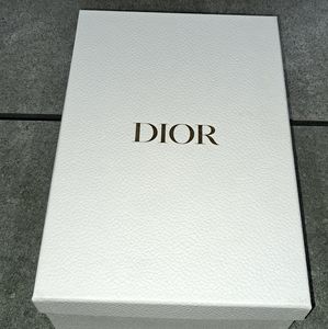 Dior shoe box